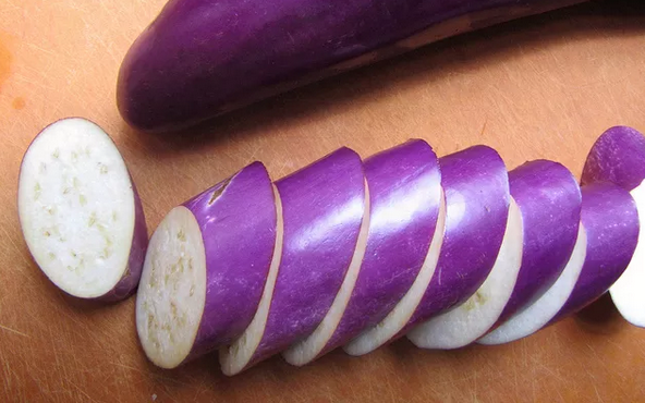 Braised Eggplant With Garlic